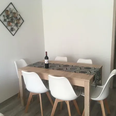 Sun-dial Apartmanhotel
