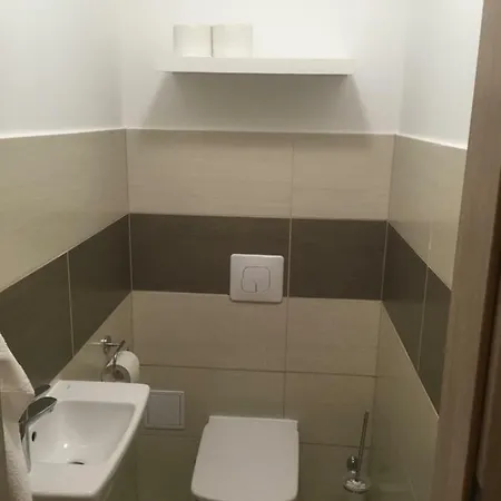 Sun-dial Apartmanhotel *